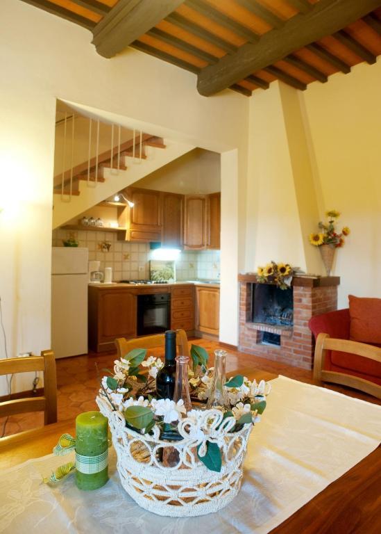 Agriturismo Buon Riposo - Country Resort In The Heart Of Tuscany San Giovanni a Corazzano Bilik gambar